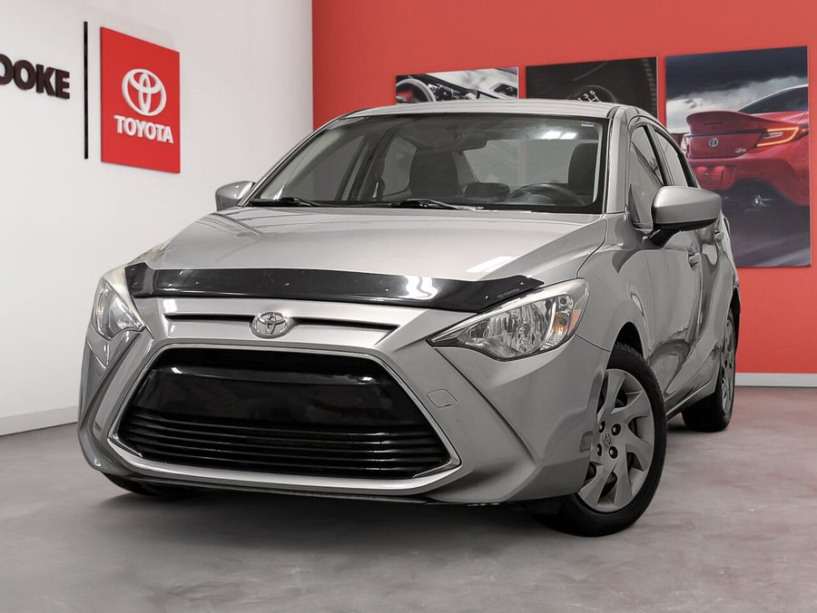 Toyota Yaris 2016 2016 Argent sterling métallisé