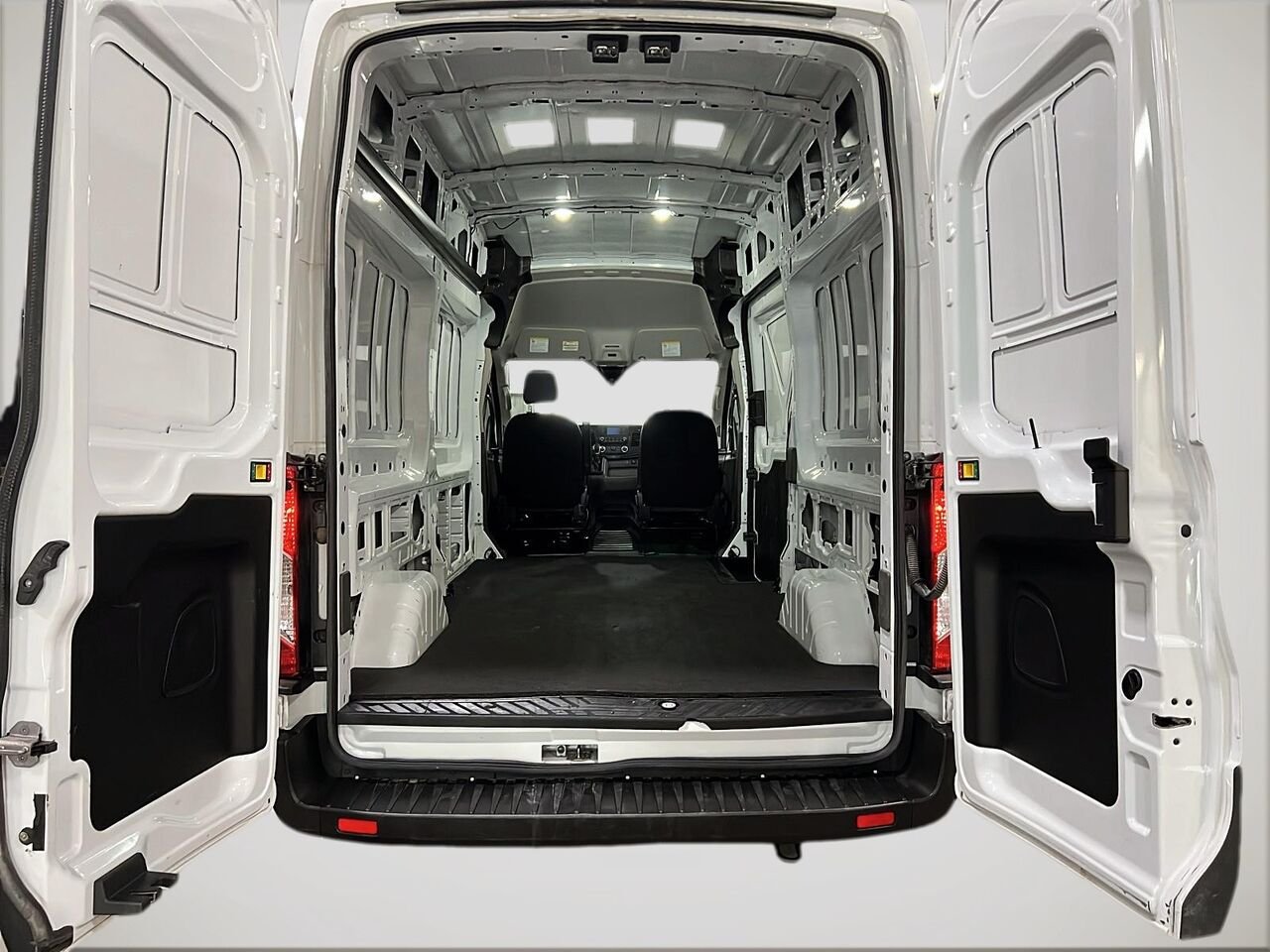 2025 Ford Transit T-250 TI Toit Surélevé White Québec - photo #5