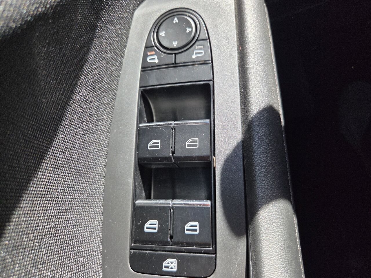 MAZDA MAZDA3 SPORT 2023 01C4 GRIS Amos - photo #13