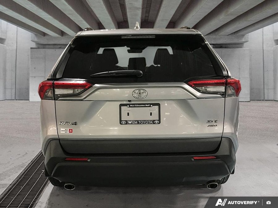 2021 Toyota RAV4 2021 Silver