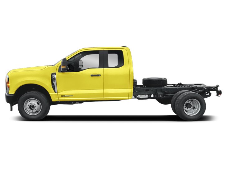 2026 Ford Super Duty F-350 à roues arrière jumelées Châssis-cabines XL