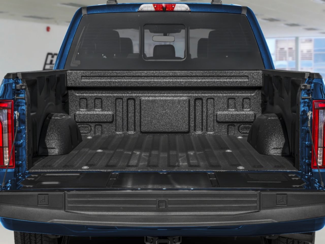 Ford F-150 2026 Noir agate métallisé Mont-Laurier - photo #6
