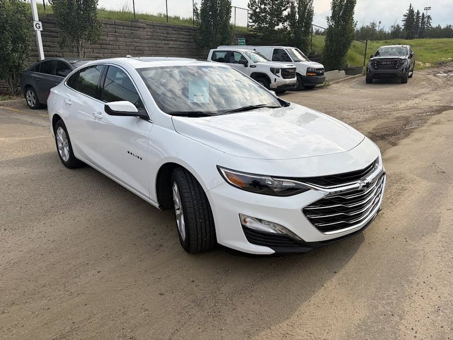 2024 Chevrolet Malibu 2024 White