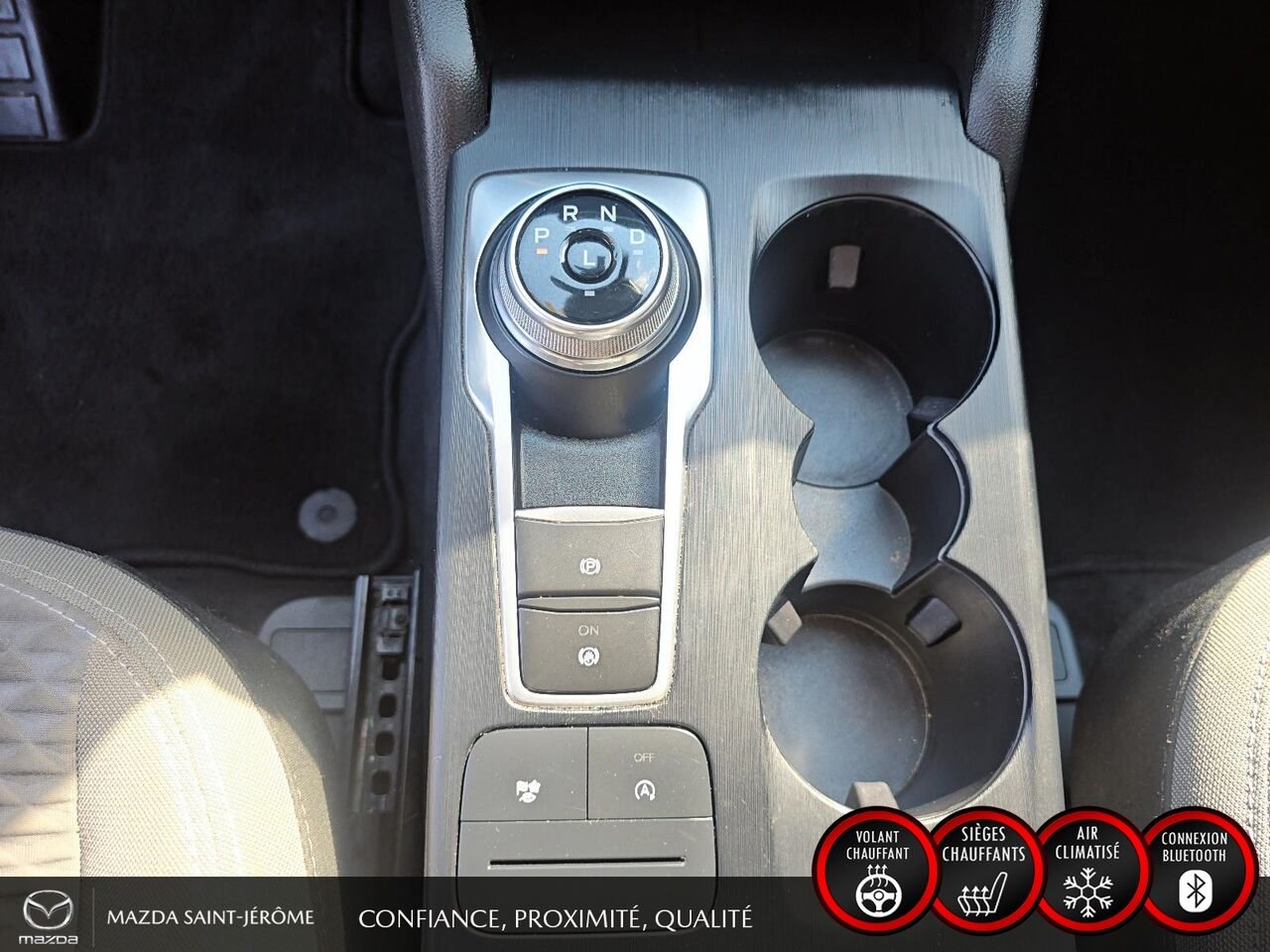 2022 Ford Escape Black Saint-Jérôme - photo #17