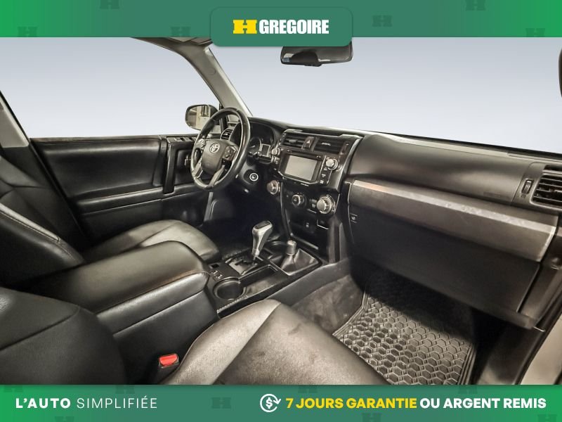 Toyota 4Runner S12468B | 4WD 2019 Gris Laval - photo #24