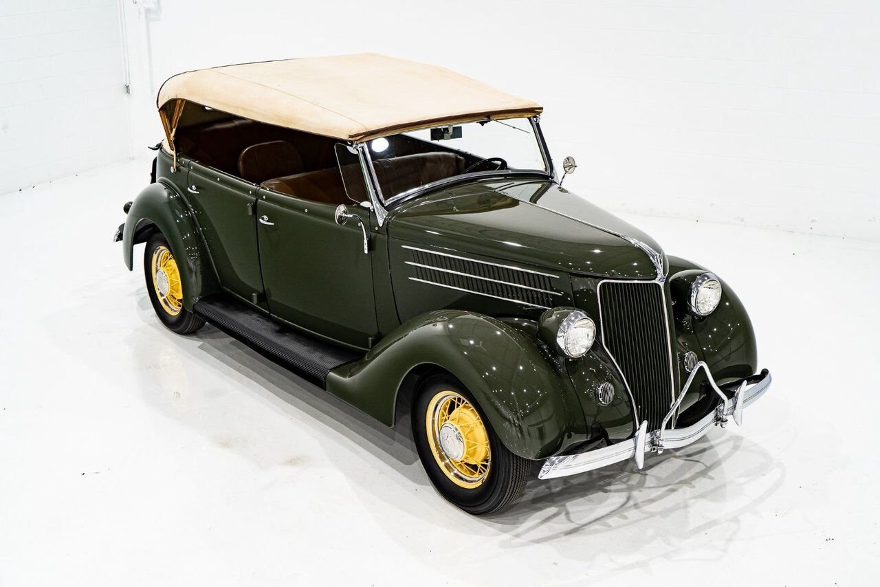 1936 Ford Model 48 Phaeton PRIX EN USD | Beautifully presented in original condition Green Montreal - photo #22