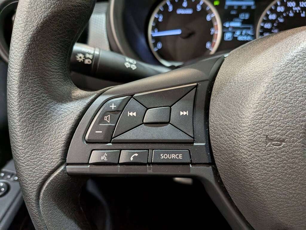 2024 Nissan Kicks S FWD Black Val-David - photo #15