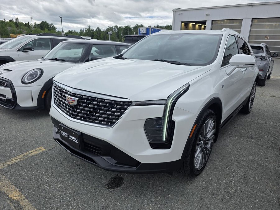 2024 Cadillac XT4 2024 White
