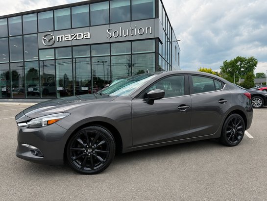 MAZDA 3 2018 2018 Gris