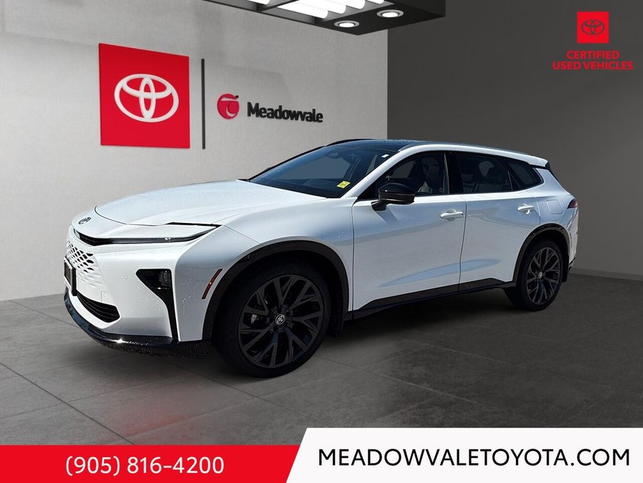 2025 Toyota Crown Signia Hybrid 2025 Oxygen White