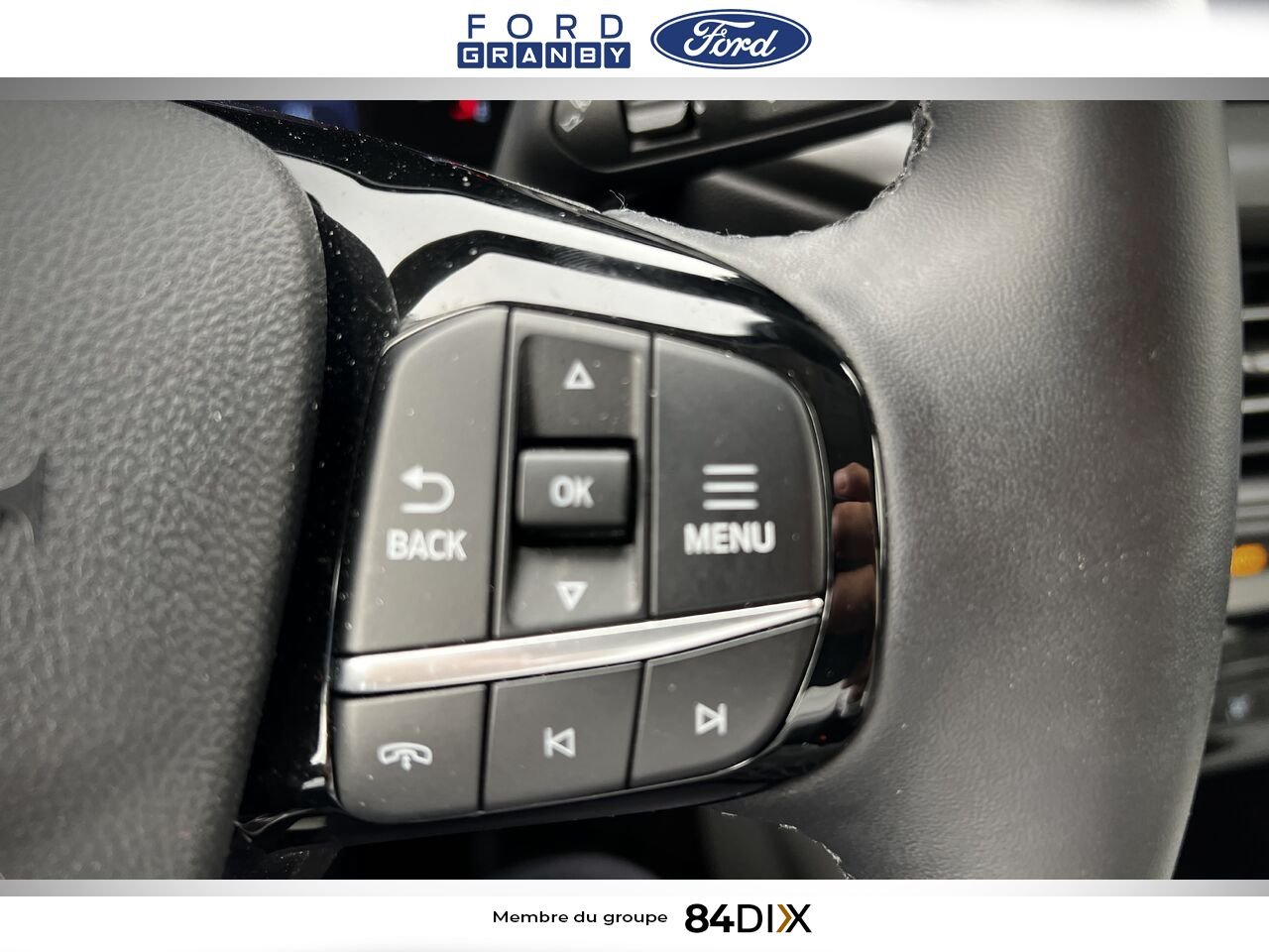 2025 Ford Escape White Granby - photo #16