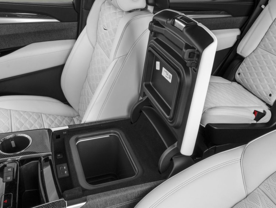 2026 CADILLAC Escalade 2026 Black Raven