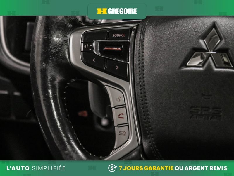 Mitsubishi Outlander PHEV 820606 | SE Touring AUTO A/C TOIT MAGS CAM RECUL BLEUTOOTH 2019 Noir Laval - photo #20