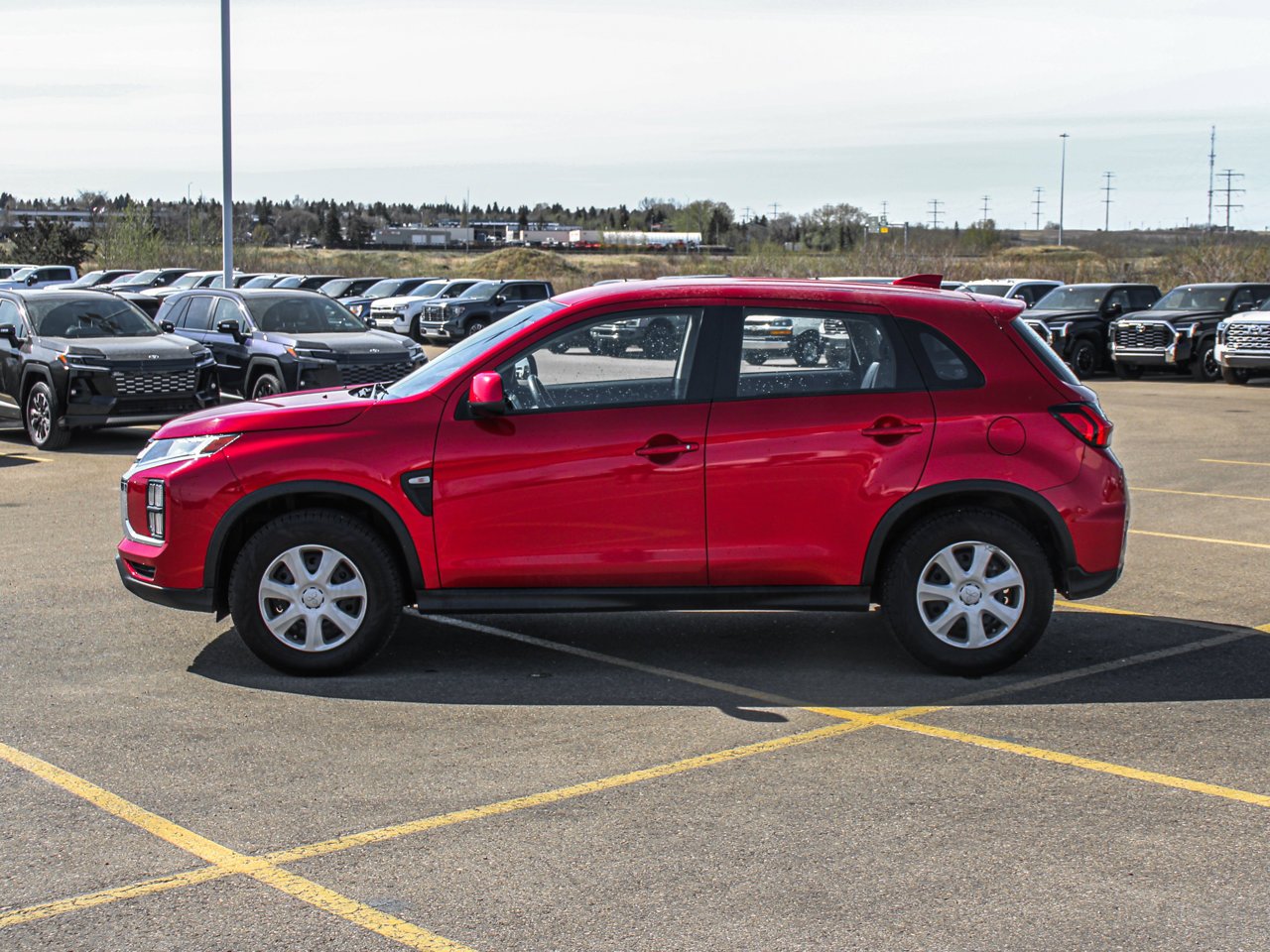 2024 Mitsubishi RVR ES AWC Red Sherwood Park - photo #4