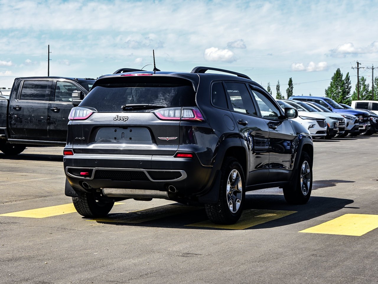 2020 Jeep Cherokee Trailhawk 4x4 Grey Sherwood Park - photo #12