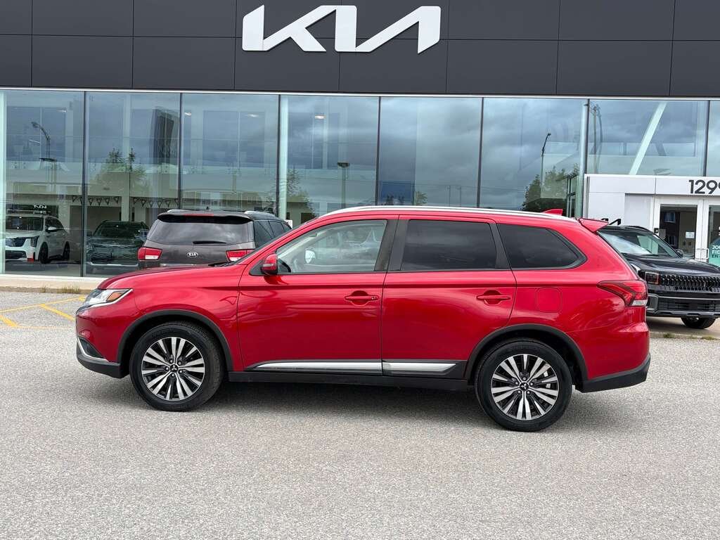 2020 Mitsubishi Outlander Red Gatineau - photo #2