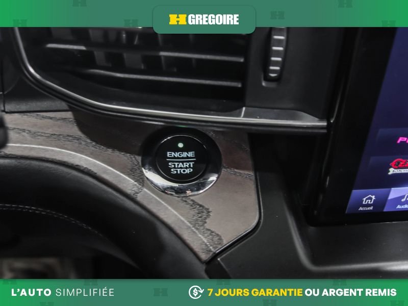 2020 Ford Explorer White Blainville - photo #16