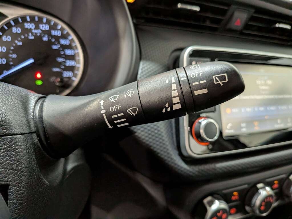 2024 Nissan Kicks S FWD Grey Val-David - photo #19