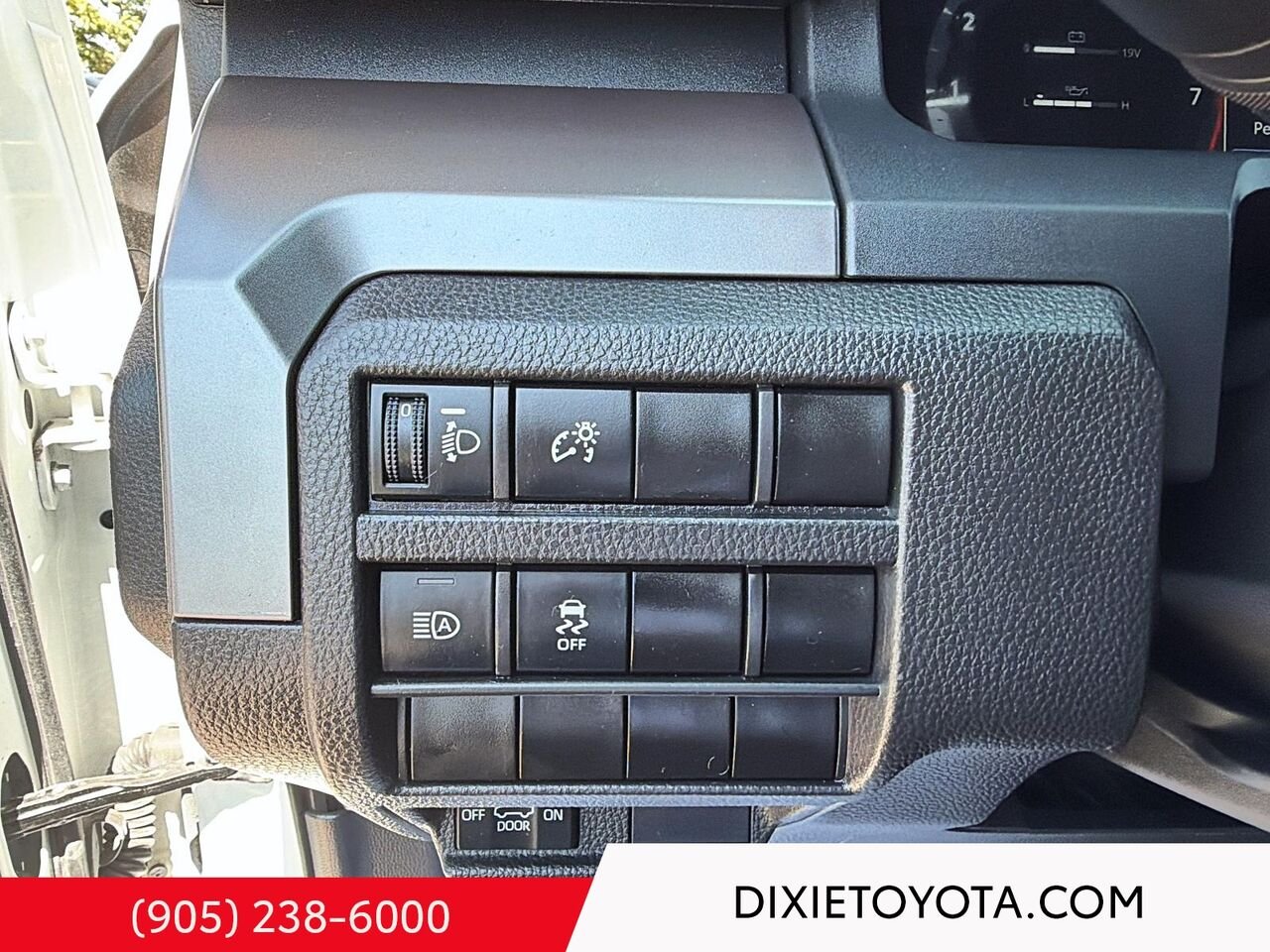 2024 Toyota Tacoma TRD OFFROAD / CLEAN CARFAX / HEATED SEATS / REAR DIFF LOCK / ALLOY WHEELS / CARPLAY AND ANDROID AUTO White Mississauga - photo #11