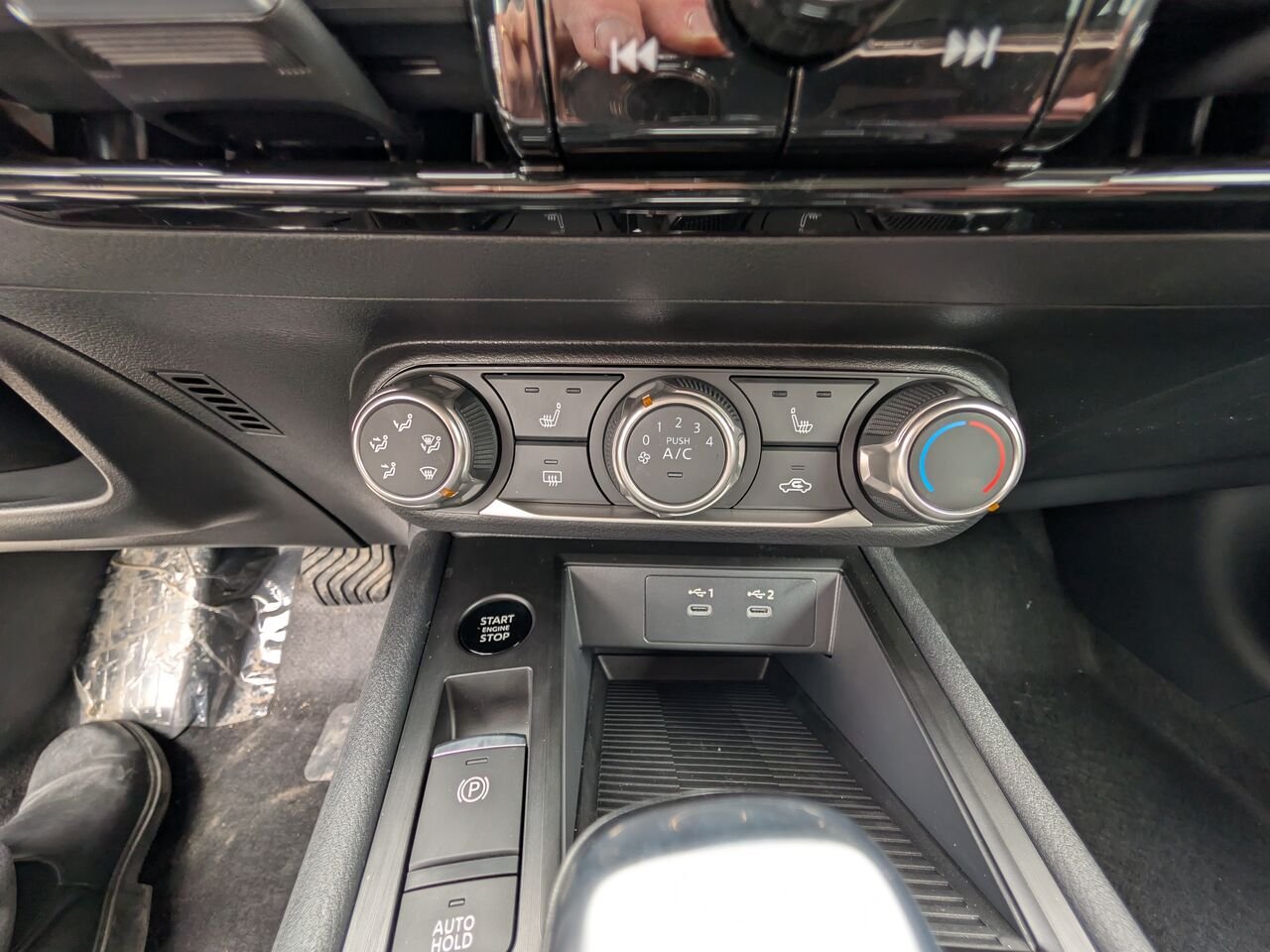 Nissan Kicks KICKS S 2026 Bleu foncé nacré Châteauguay - photo #13