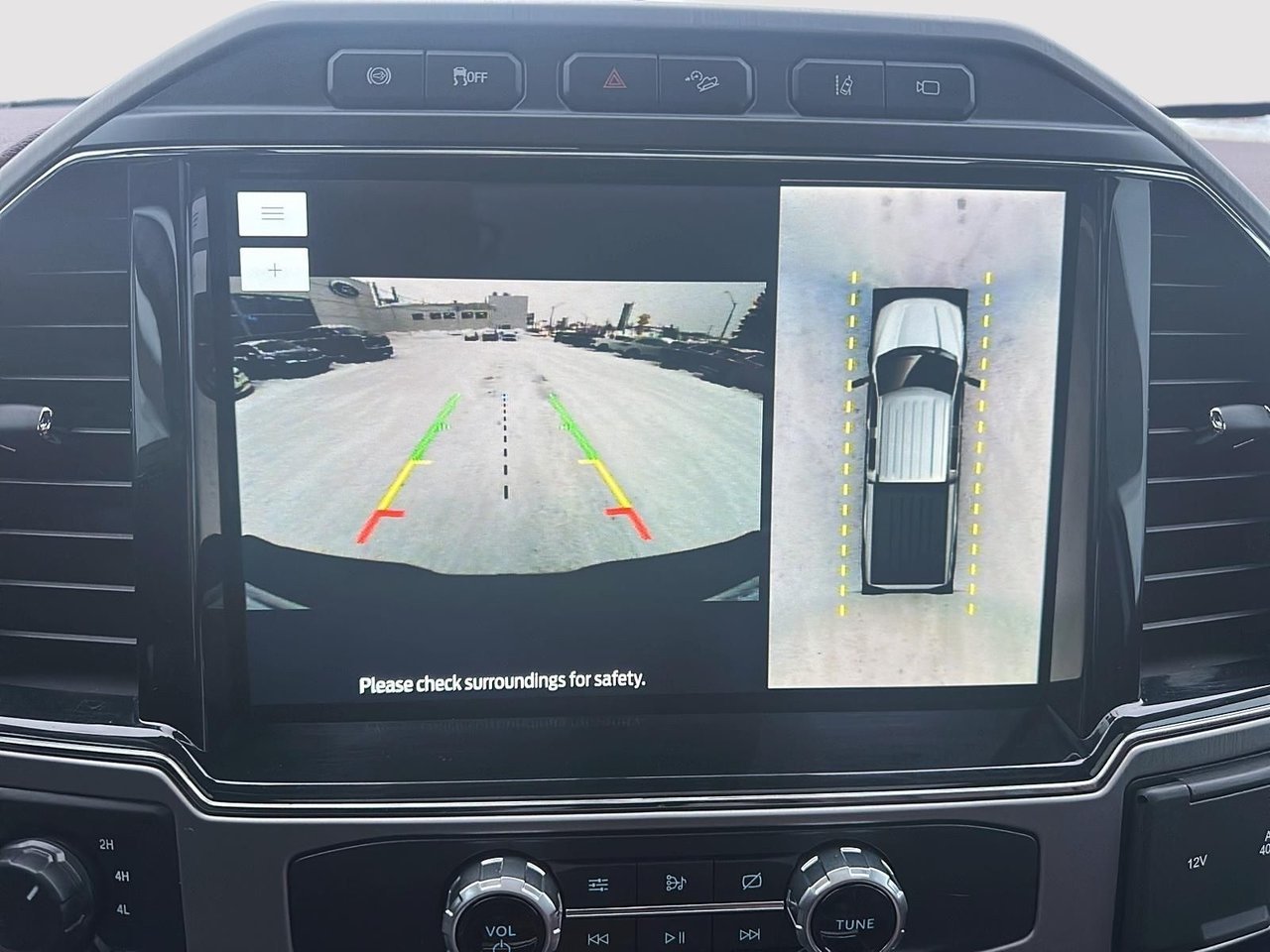 2022 Ford Super Duty F-250 SRW White Rouyn-Noranda - photo #15
