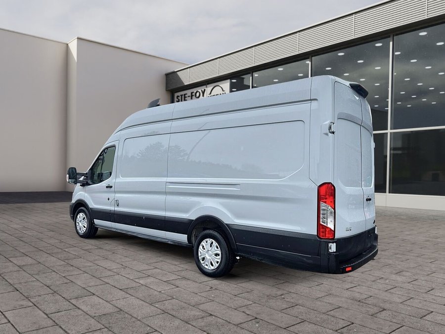 2022 Ford E-Transit Toit surélevé 2022 White