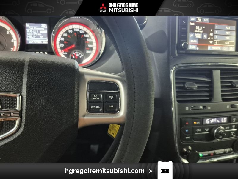 2016 Dodge GR Caravan Red Laval - photo #21