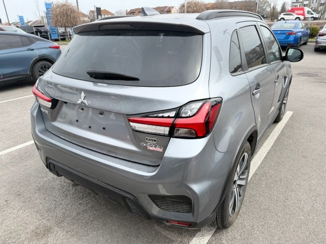 Mitsubishi RVR SEL AWC-SIÈGES ET VOLANT CHAUFFANT-CUIR/SUÈDE 2022 Gris