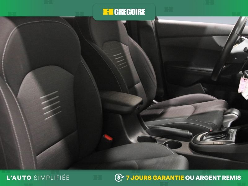 2021 Kia Forte Grey Laval - photo #26