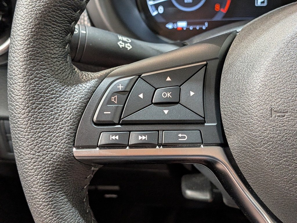 Nissan Kicks SV FWD 2024 Blanc Val-David - photo #14