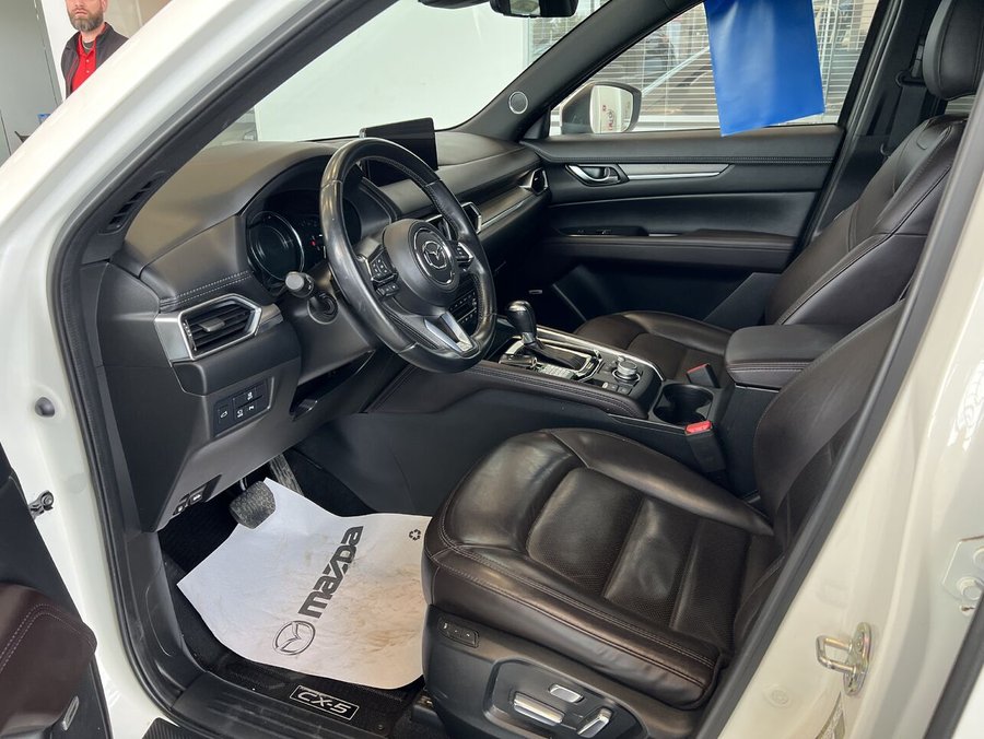 2022 Mazda CX-5 2022 White
