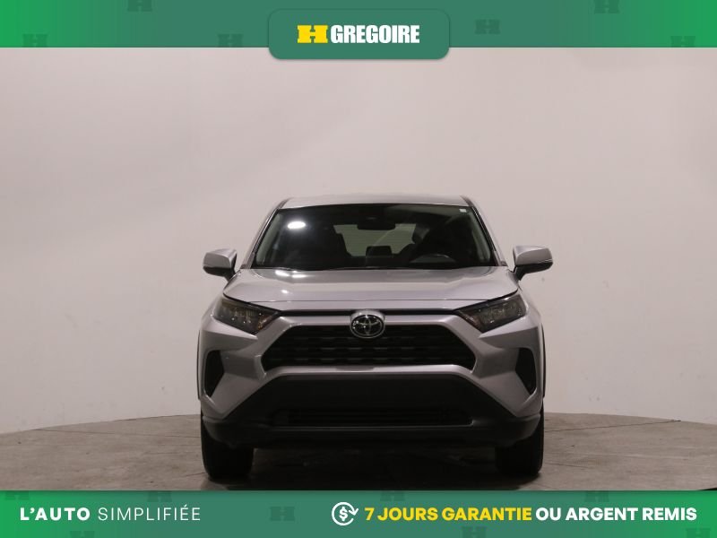 2022 Toyota Rav 4 Silver Laval - photo #1