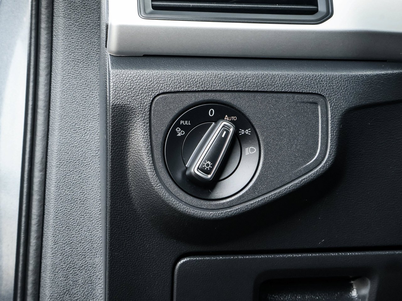 2022 Volkswagen Atlas Comfortline 3.6 FSI 4MOTION Grey Sherwood Park - photo #20
