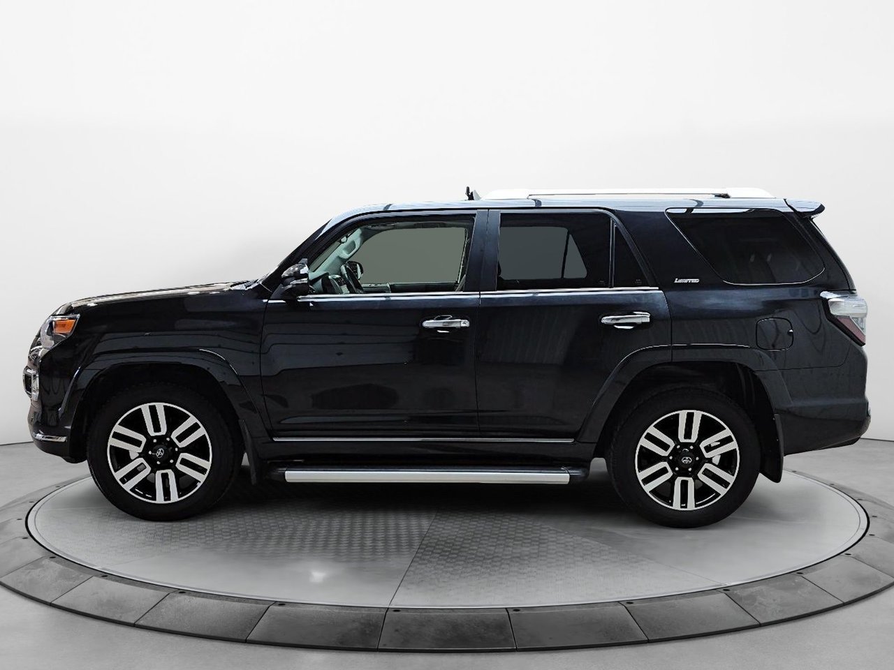 Toyota 4Runner NIV JTEKU5JR5P6092975 2023 Noir Baie-Comeau - photo #4