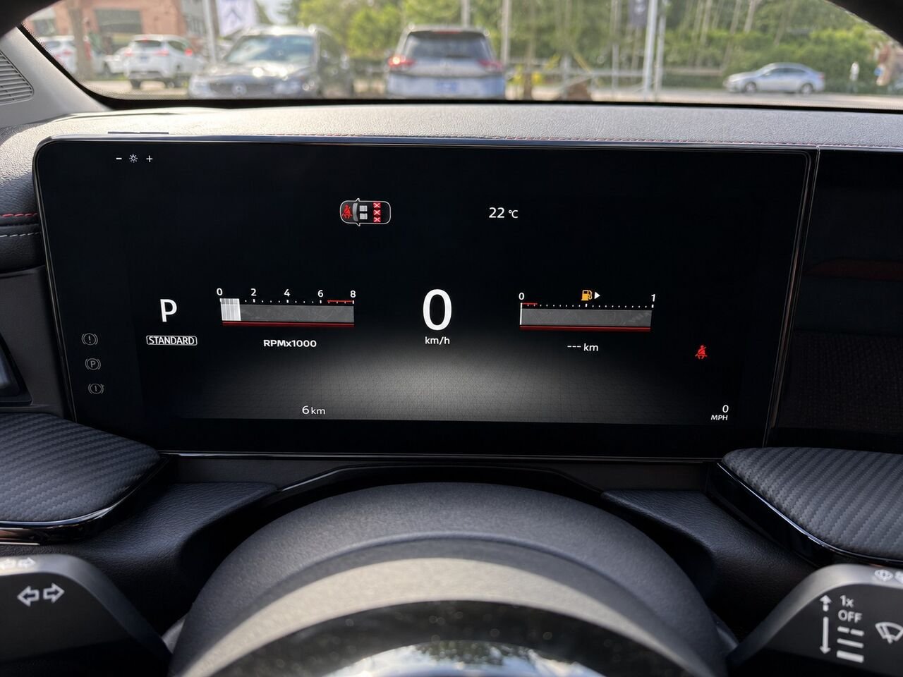 NISSAN Kicks KICKS SR PRIVIL GE 2026 Bleu glacial arctique/Noir intense Châteauguay - photo #12