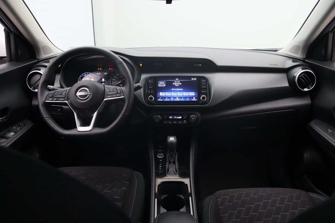 2024 Nissan Kicks VIN 3N1CP5CV5RL485509 White Baie-Comeau - photo #9