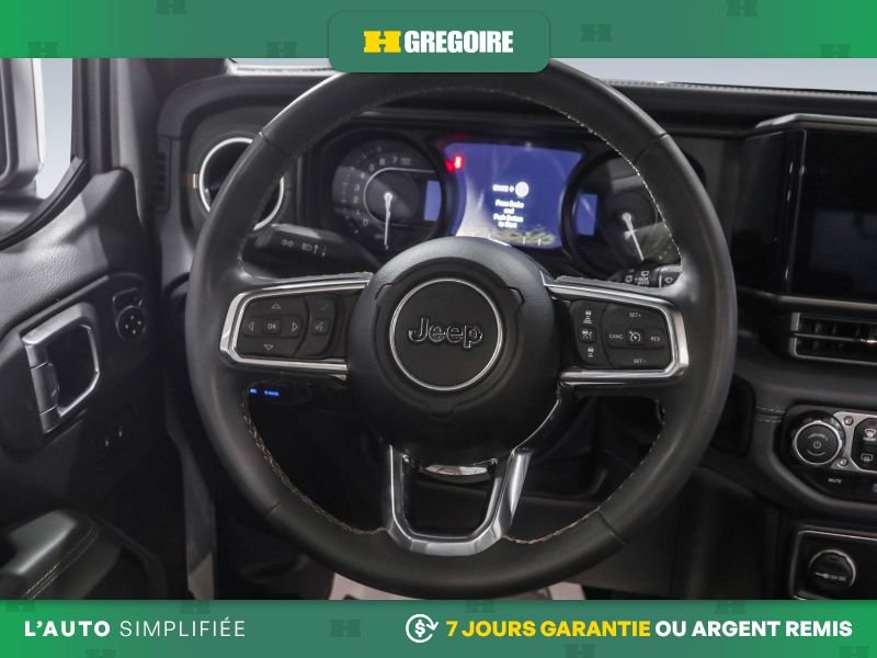 2024 Jeep Wrangler Silver Saint-Eustache - photo #16