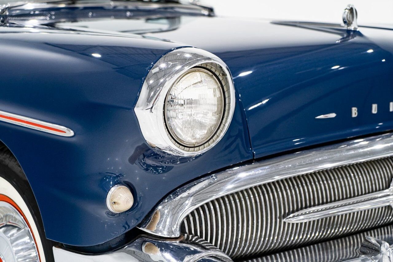 Buick Special 364/300HP NailHead 1 of only 2,056 | PRICE IN USD 1957 Bleu Montréal - photo #27