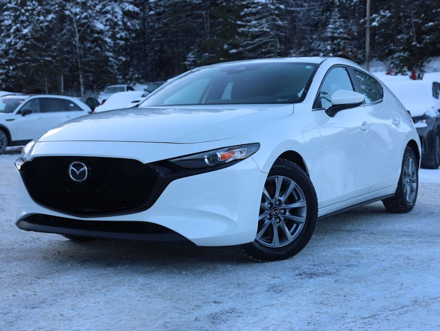 Mazda Mazda3 Sport GS AWD i-ACTIV BA, Toit ouvrant, Sièges à fonction mémoire, Volant chauffant 2023 Blanc