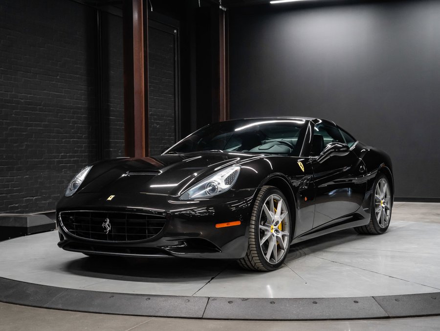 2011 Ferrari California 2011 Black