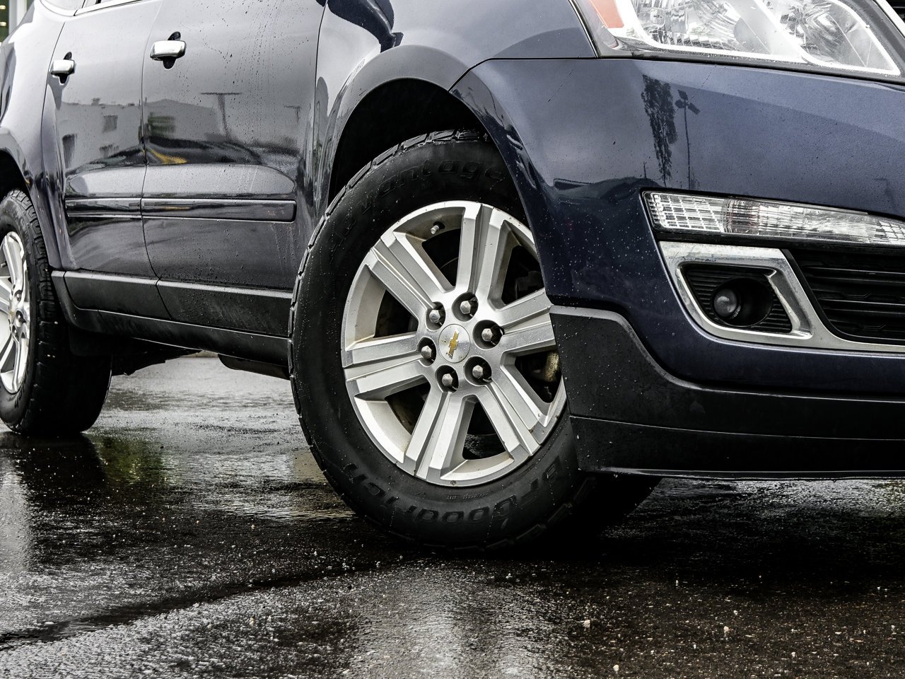 2013 Chevrolet Traverse AWD 4dr 1LT Blue Sherwood Park - photo #5