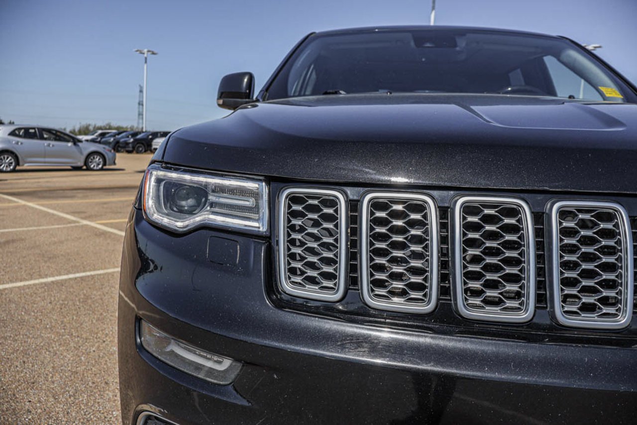 2017 Jeep Grand Cherokee 4WD 4dr Summit Black Sherwood Park - photo #10
