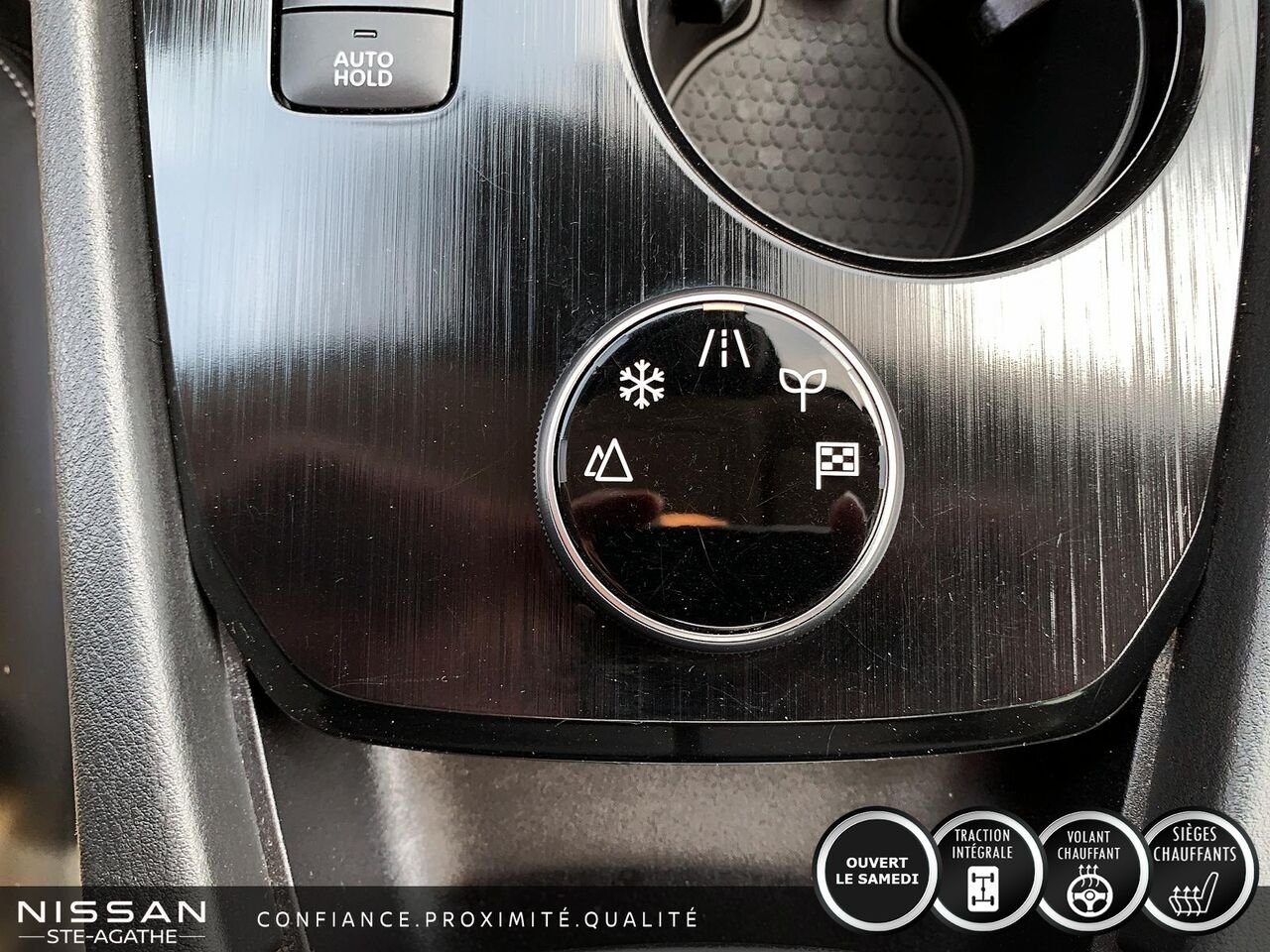 Nissan Rogue MIDNIGHT | CUIR | TOIT PANORAMIQUE | AWD | 2023 Gris Saint-Jérôme - photo #19