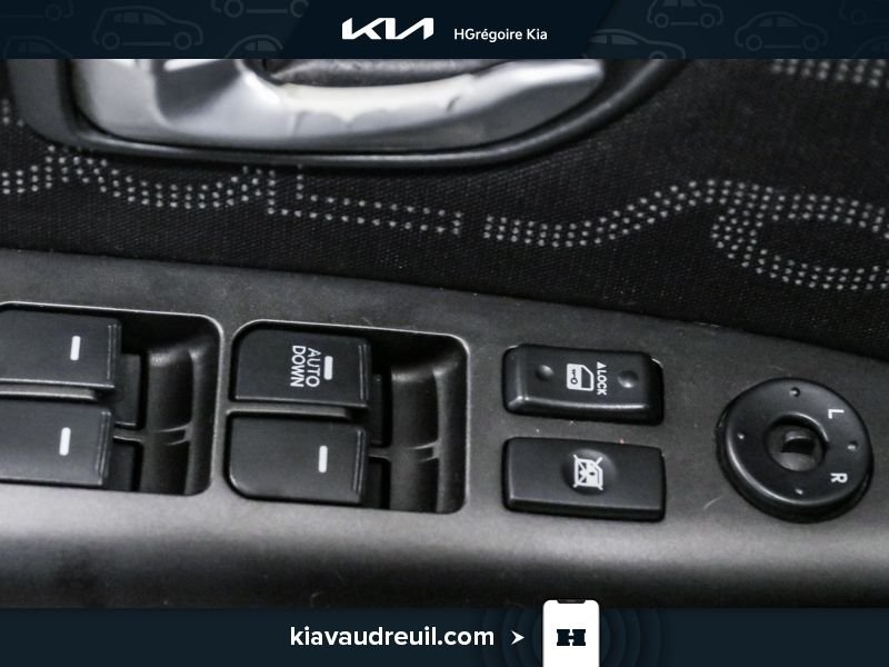 Kia Soul KA8073 | 4u 2013 Noir Laval - photo #10
