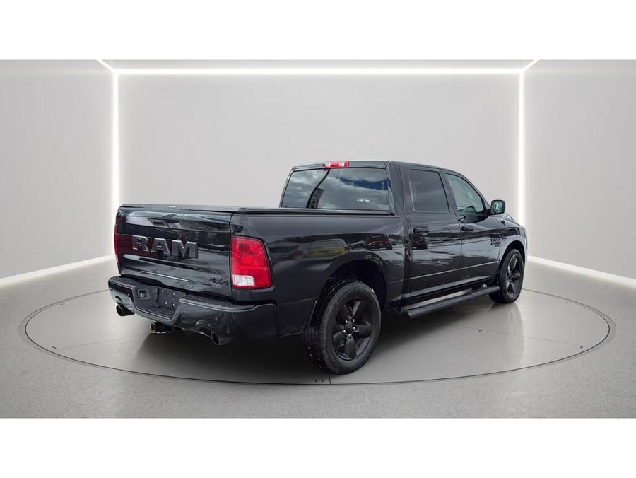 Ram 1500 Classic 2022 2022 Noir