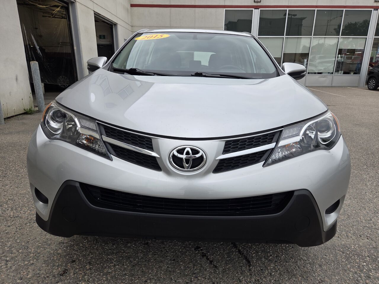 Toyota RAV4 2015