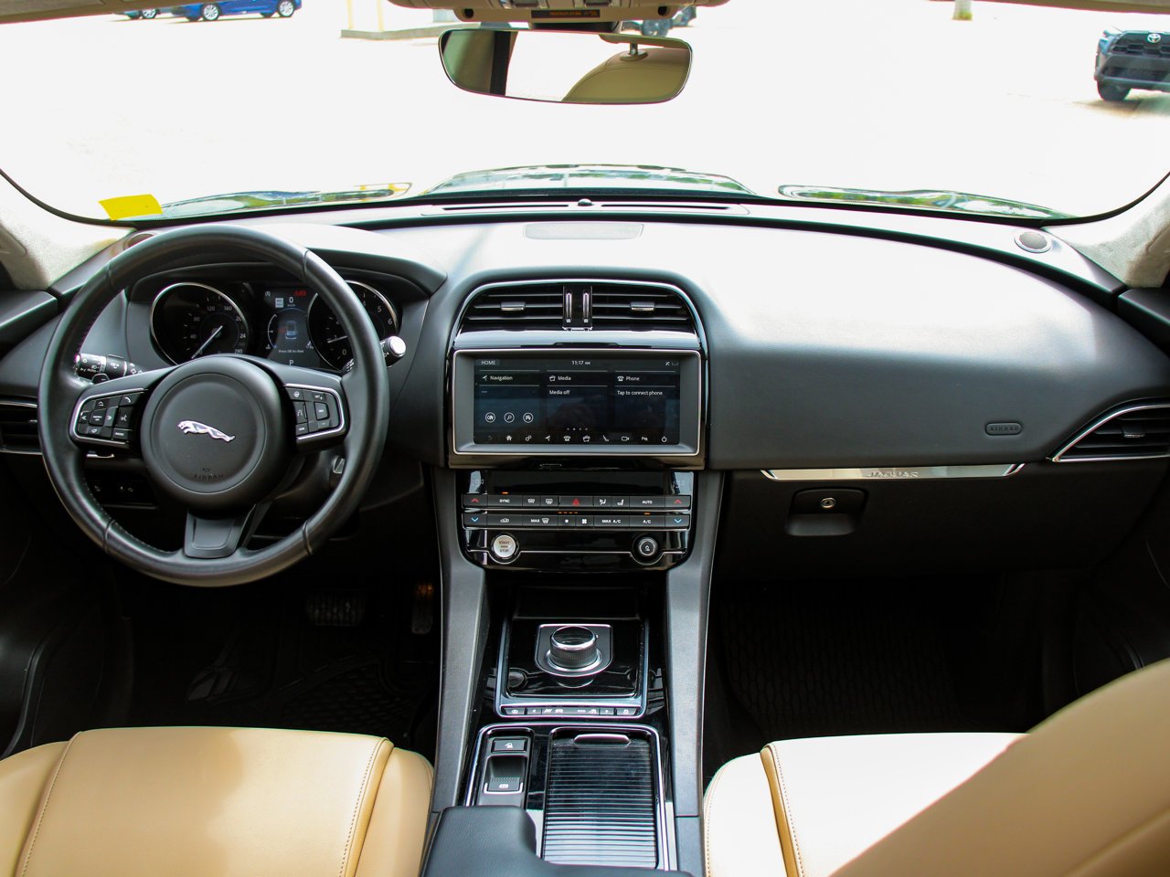 2020 Jaguar F-PACE 25t AWD Premium Black Sherwood Park - photo #33
