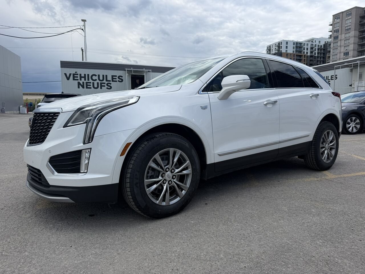 2022 Cadillac XT5 PREMIUM LUXURY V6 3.6L FINANCEMENT À PARTIR DE 3.99% White Laval - photo #0