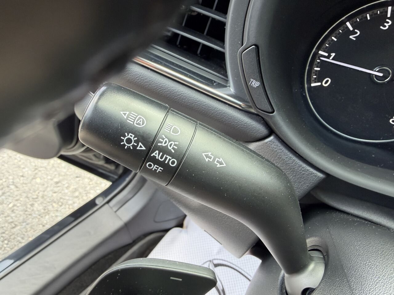 2023 Mazda CX-30 Black Lac Mégantic - photo #23
