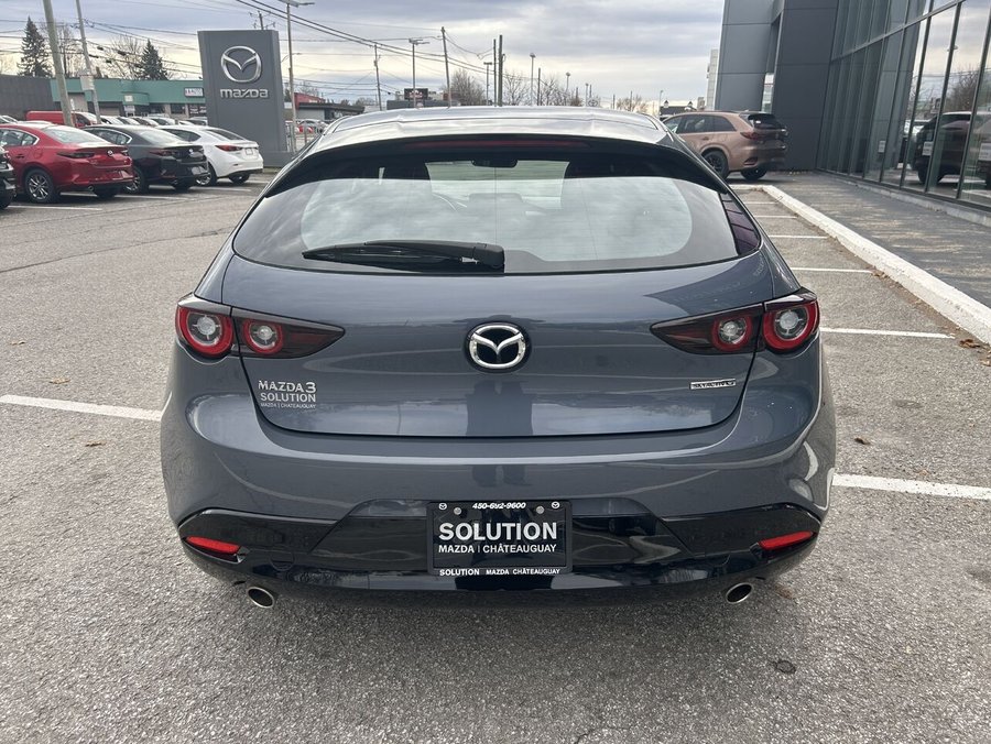 Mazda Mazda3 Sport 2023 Gris